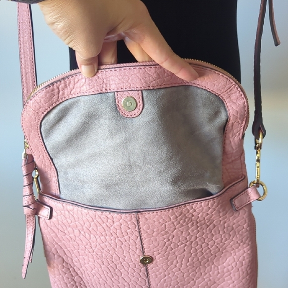 Vince Camuto Pink Textured Crossbody Bag - Picture 9 of 12